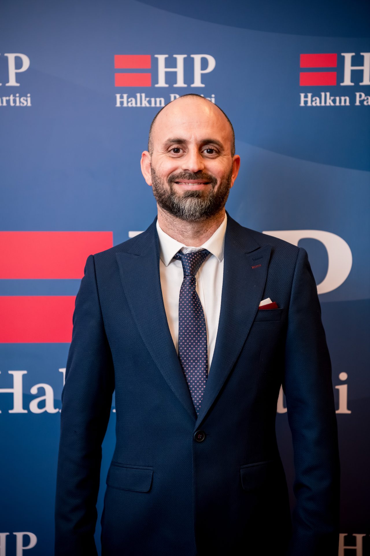 Özbir Akbaşak